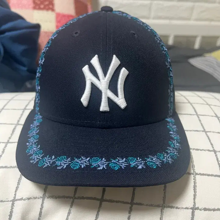 [BUNJANG] New Era MLB Fukuoka Sakura 59FIFTY Fitted Hat / 뉴에라MLB 후쿠오카 714