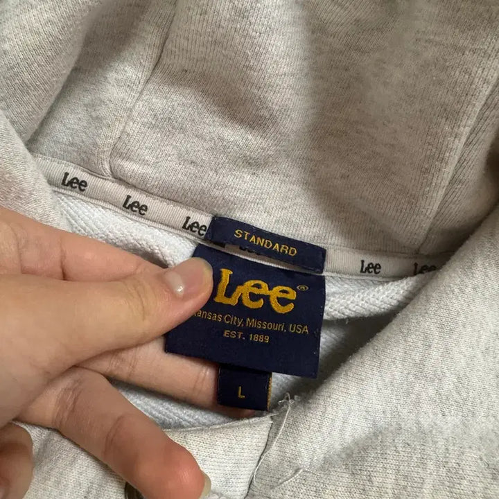 [BUNJANG] Lee Logo Hoodie (Large) / 리 후드티 급처 (라지사이즈)