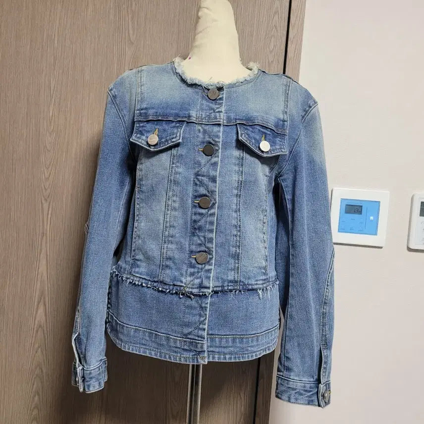 [BUNJANG] O'zsecOn Lovely Denim Jacket / 오즈세컨 러블리 청 데님 자켓 노카라