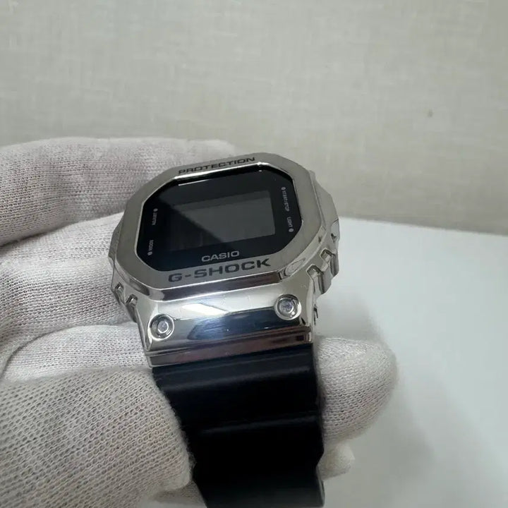 [BUNJANG] G-Shock GM-5600 Silver Wristwatch / 지샥 gm-5600 실버 주우재시계