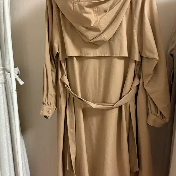 [BUNJANG] Acro Hooded Trench Coat / 아크로 후드 트렌치코트 판매합니다