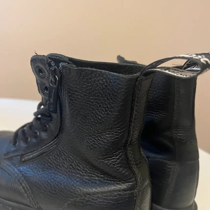 [BUNJANG] Dr. Martens Pascal Zip Boots / 닥터마틴 파스칼 지퍼 부츠 (00458)