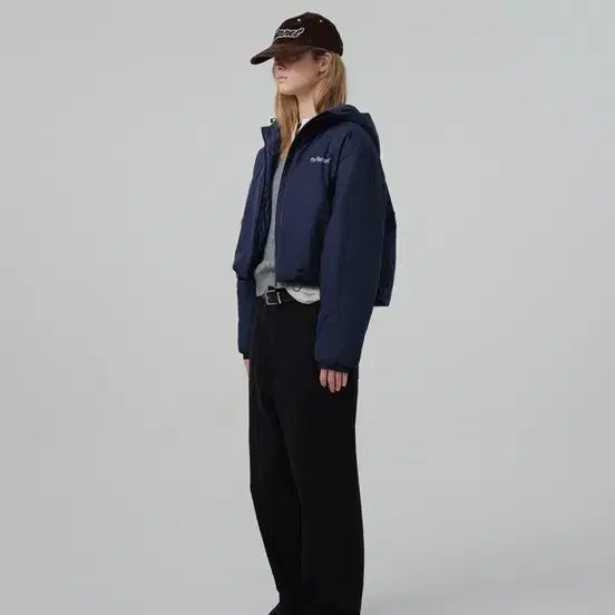 [BUNJANG] The Barnet Crop Puffer Jacket Navy / 더바넷 크롭 푸퍼 자켓 네이비