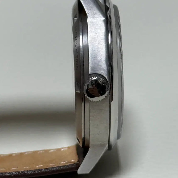 [BUNJANG] Citizen Titanium Automatic Mechanical Watch / 시티즌 자동 기계식 시계 / Titanium 티타늄 / 데일리 워치