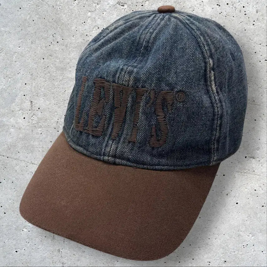 [BUNJANG] Levi's Embroidered Vintage Ball Cap Hat / 리바이스 자수 빈티지 볼캡 모자