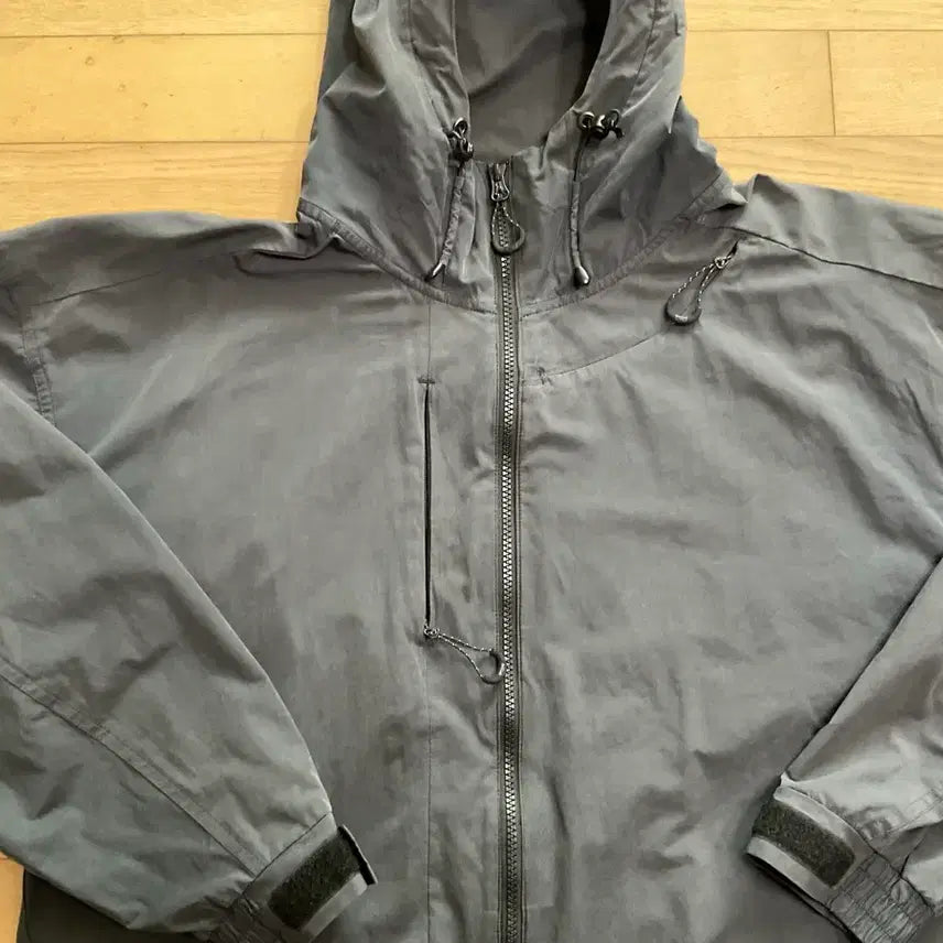 [BUNJANG] Oakley Windbreaker Jacket / 오클리 바람막이