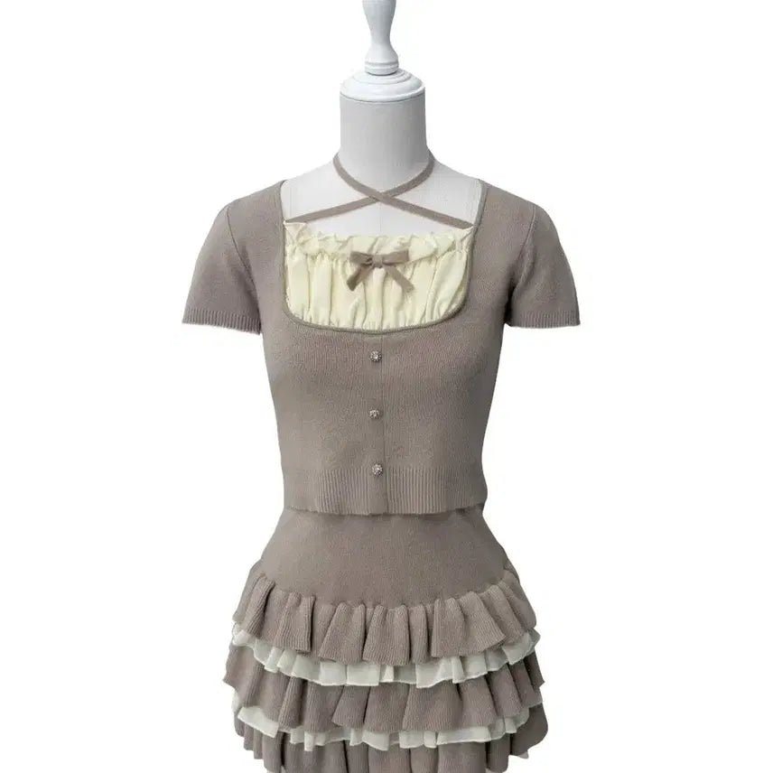 [BUNJANG] Michel Macaron Frill Layered Short Sleeve Set / 미셸마카롱 프릴 레이어드 반팔 셋업