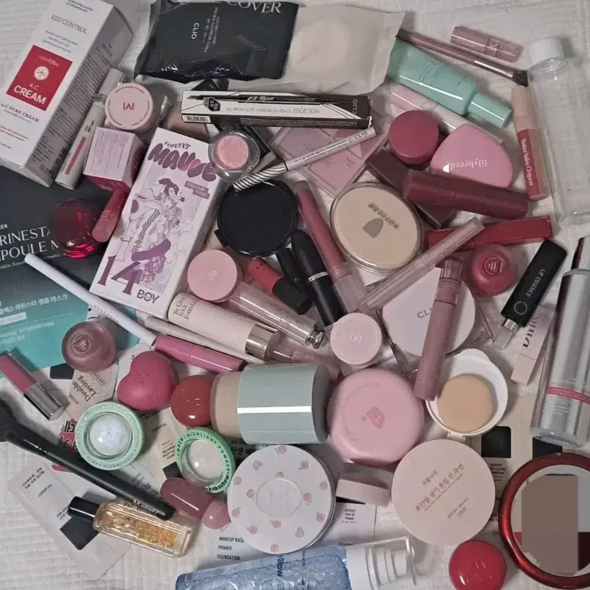 [BUNJANG] Assorted Cosmetics Bundle (70+ Items) / 화장품 70개 일괄! 화장품일괄