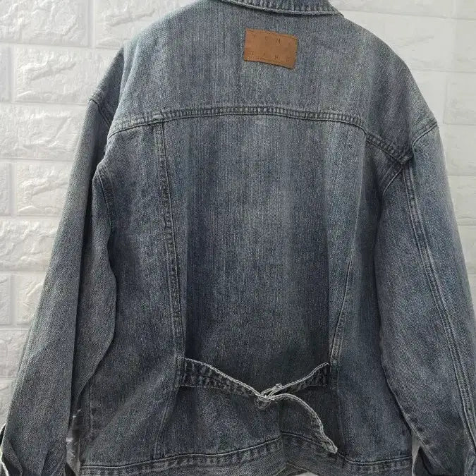 [BUNJANG] Tempting Rain Denim Jacket / 템팅 레인 데님 자켓