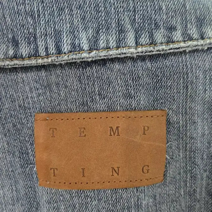 [BUNJANG] Tempting Rain Denim Jacket / 템팅 레인 데님 자켓