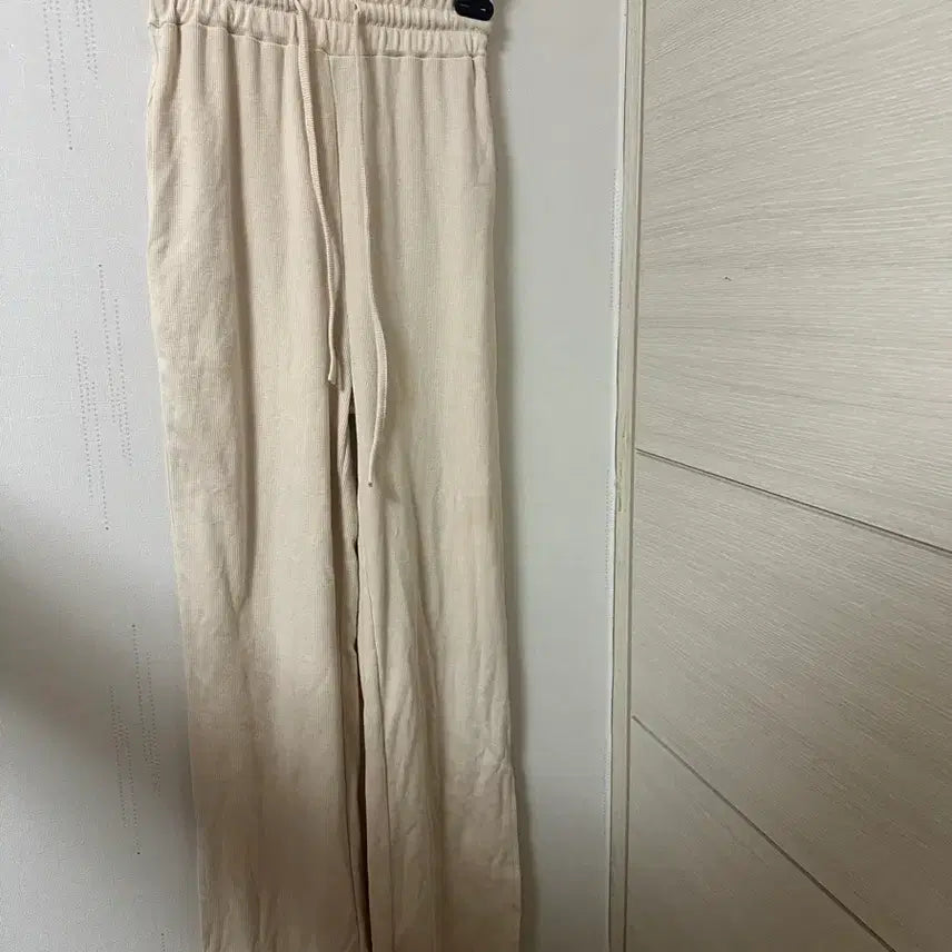 [BUNJANG] Ivory Ribbed Knit Top and Pants Set / 아이보리 골지 반팔티 + 바지 세트