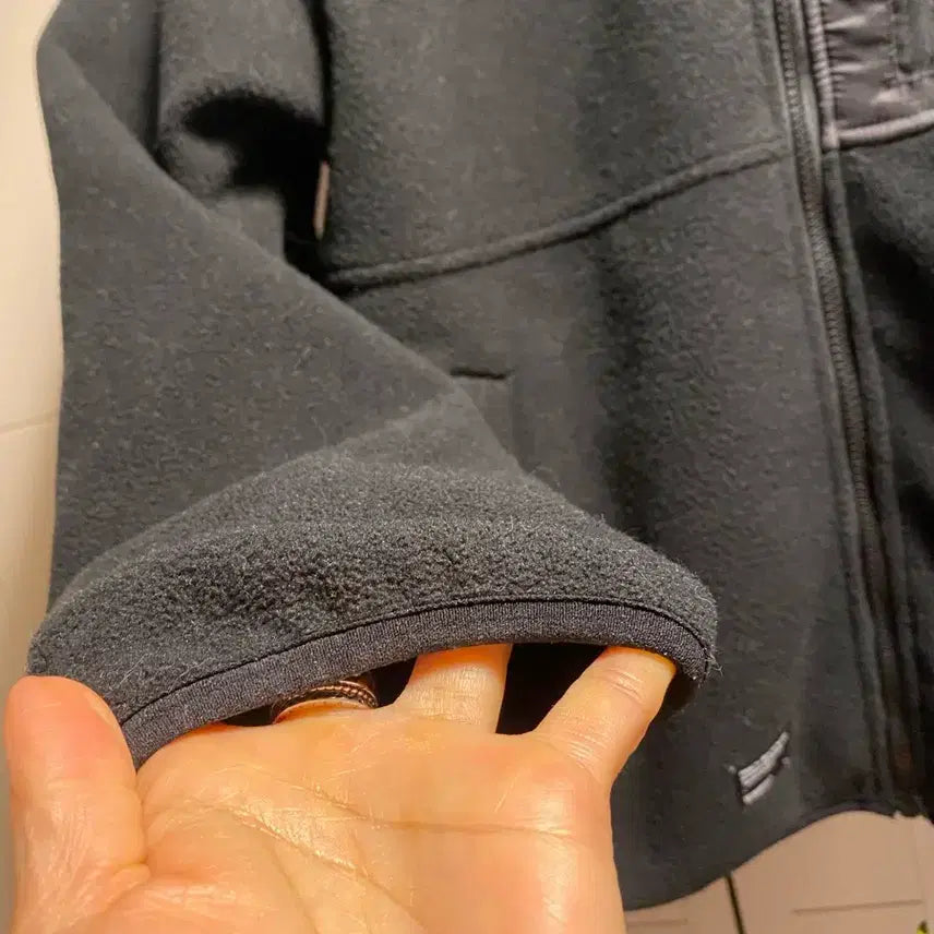 [BUNJANG] Brownbreath Reversible Black Fleece Zip-up Jacket / 브라운브레스  양면 블랙 플리스 집업자켓