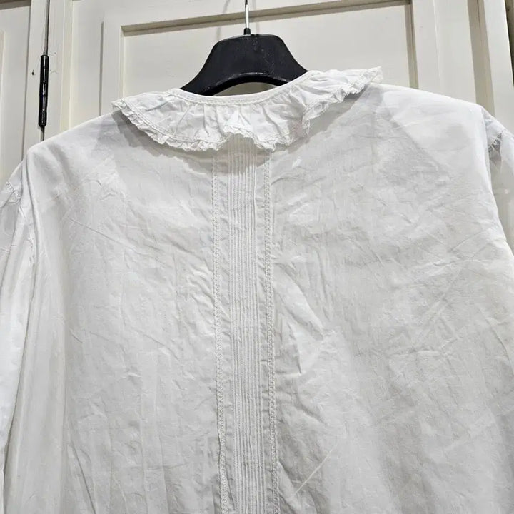 [SOLD OUT] Pink House(핑크하우스) 코튼 프릴 블라우스