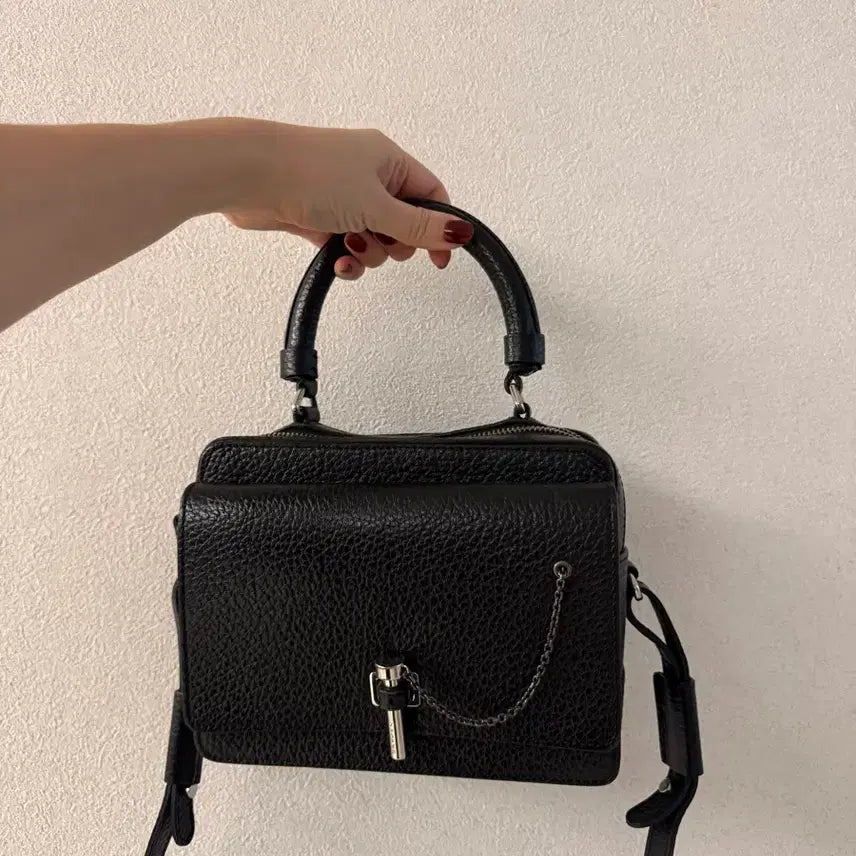 [BUNJANG] CARVEN Black Leather Tote/Shoulder Bag / CARVEN 까르뱅 블랙 레더 토트백 겸 숄더백