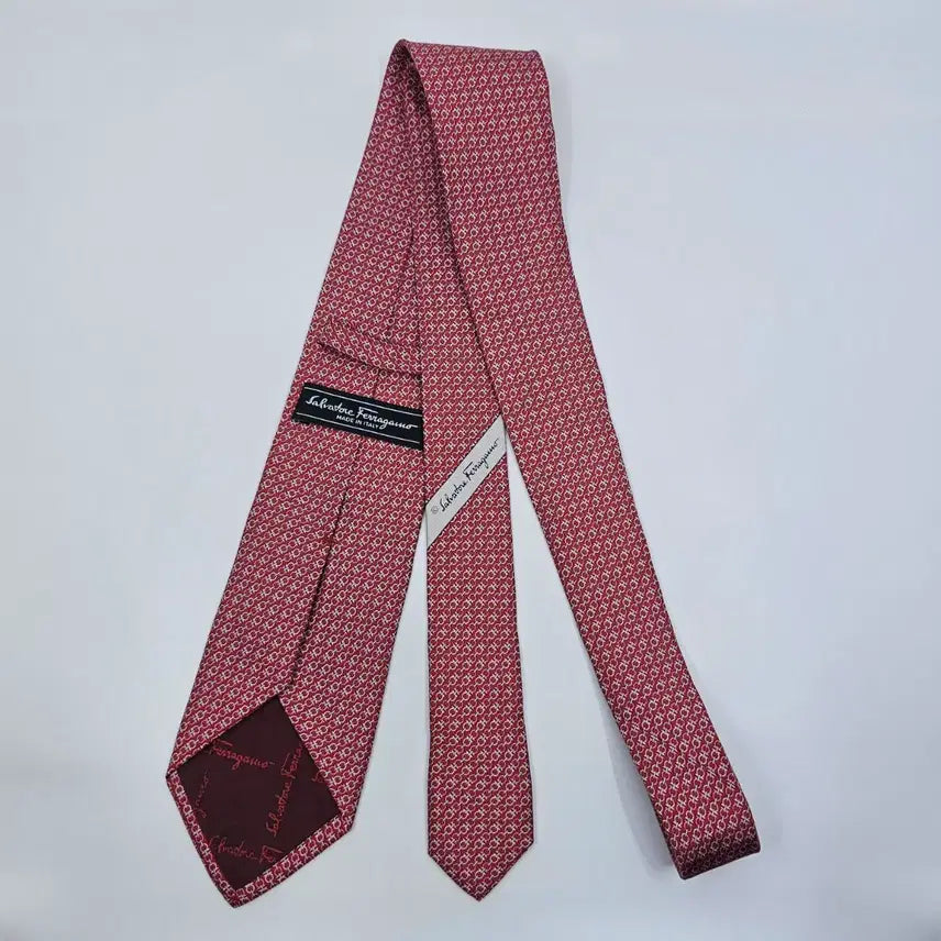 [BUNJANG] Ferragamo Silk Necktie / 페라가모 넥타이
