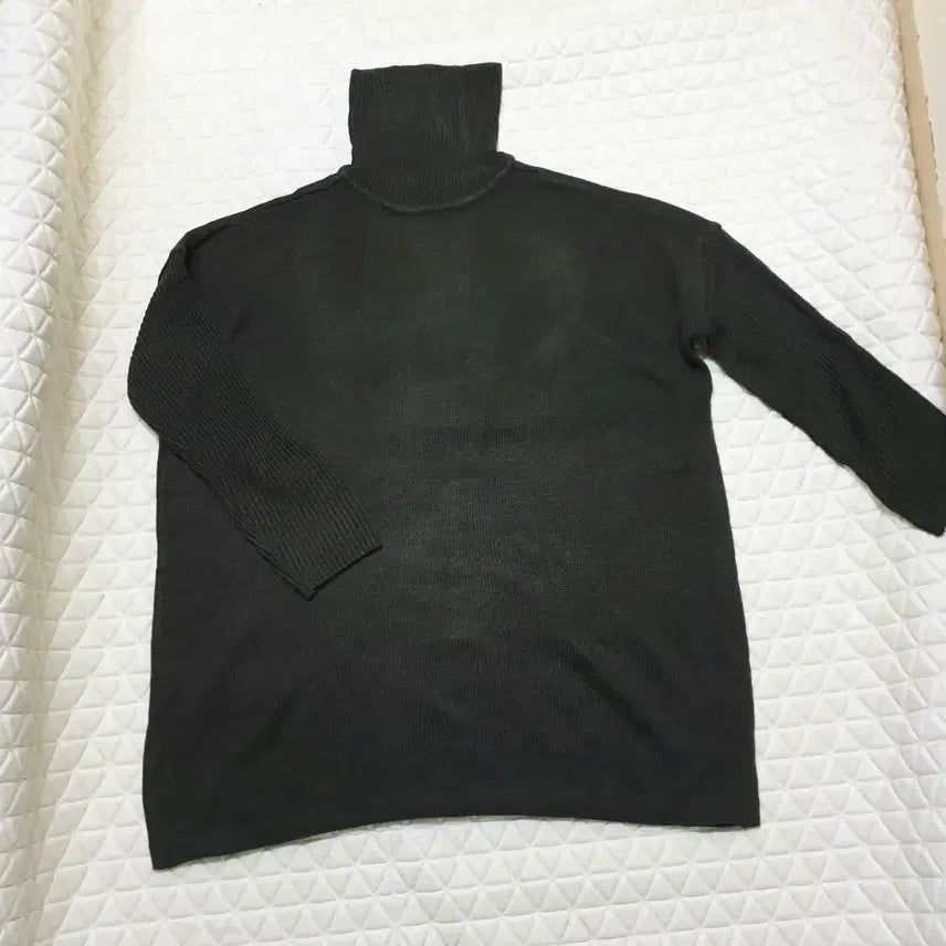 [BUNJANG] Olive Green Turtleneck Knit Sweater / 새상품 여성 니트 55 66 77  터들넥 니트 목폴라 여자 니트 새제품