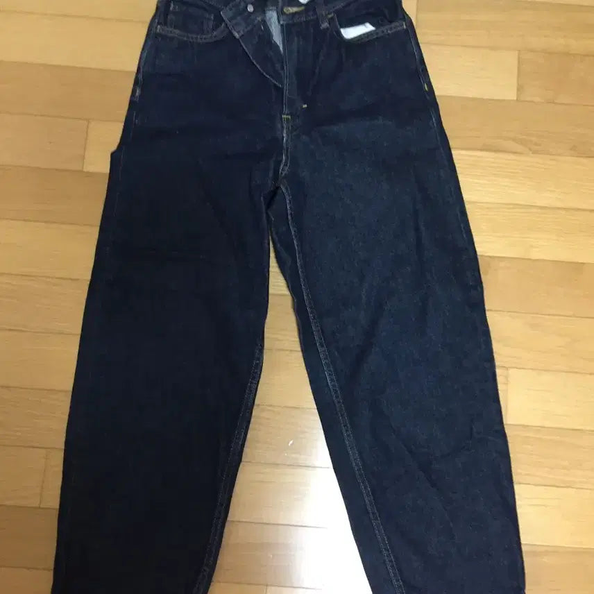 [BUNJANG] COS High Rise Ankle Tapered Denim Jeans (Size 25) / COS 코스 하이 라이즈 앵클 데님 (25)