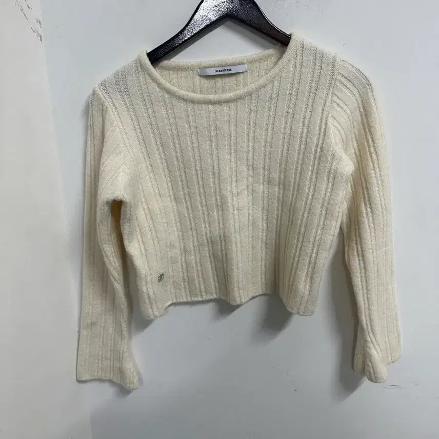[BUNJANG] Avandress Ivory Ribbed Knit Sweater / [만원 아라비아빈티지] Avandress 아이보리 골지 니트 F