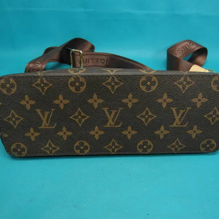 [BUNJANG] Generic Shoulder Cross Bag / y5-570/일반브랜드 숄더백 크로스백/구제특별시