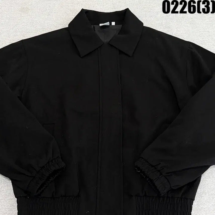 [BUNJANG] Elle Black Short Jacket / M 엘르 블랙 숏 자켓 0226(3)