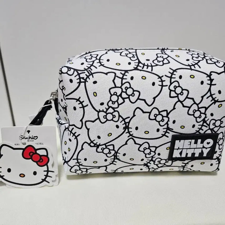 [BUNJANG] Hello Kitty Handbag Black / 헬로키티 손가방 블랙컬러