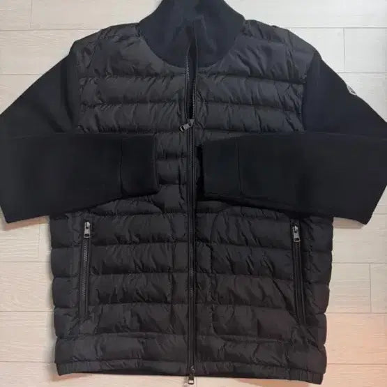 [BUNJANG] Moncler Knit Padded Jacket / 몽클레어 니트패딩