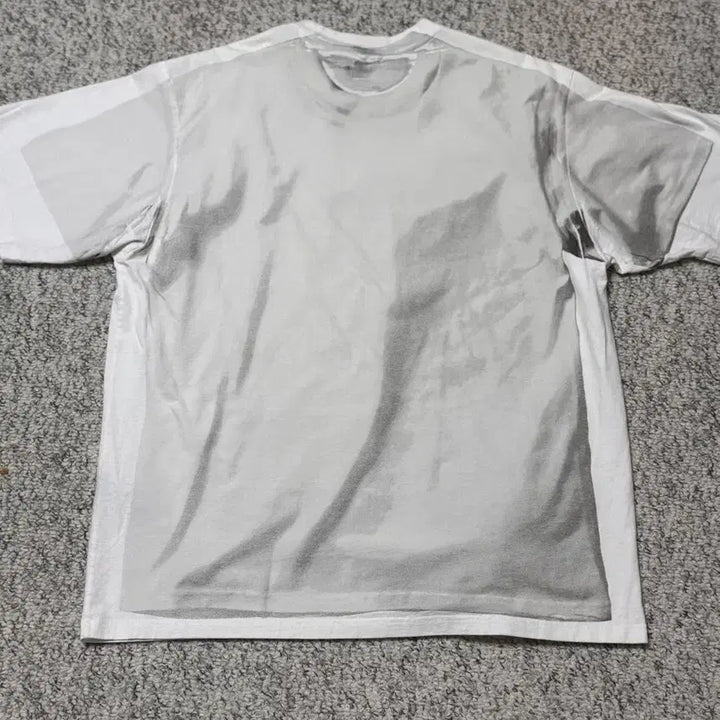 [BUNJANG] 슈프림 X MM6 메종마르지엘라 박스로고 티셔츠 XL / 슈프림 X MM6 메종마르지엘라 박스로고 티셔츠 XL