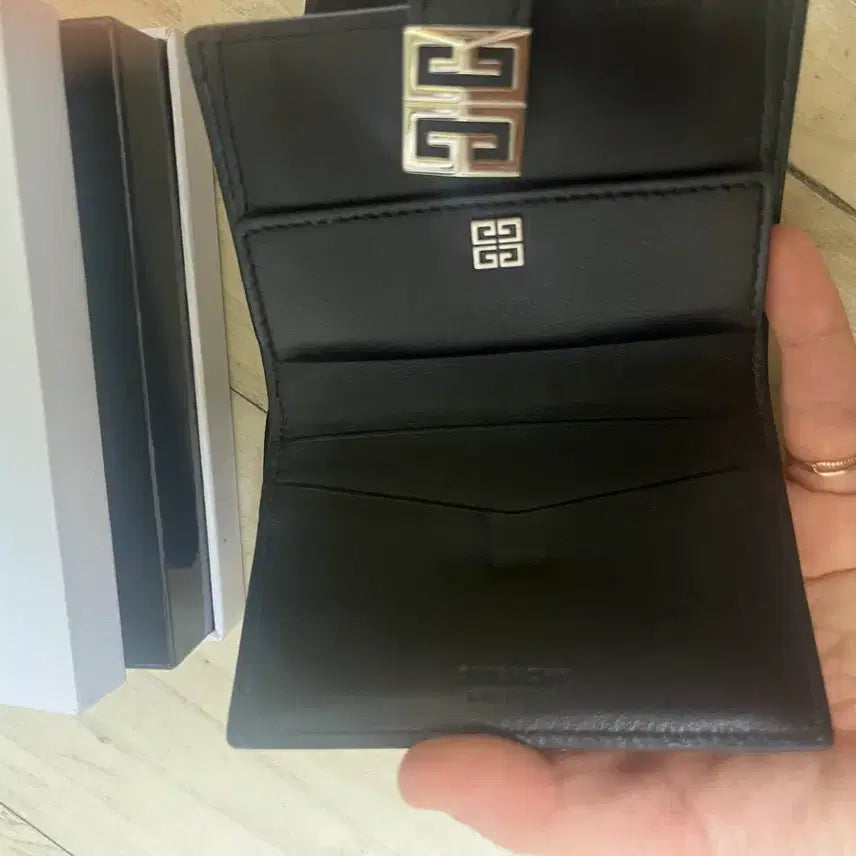[BUNJANG] Givenchy Card Wallet / 지방시 카드지갑