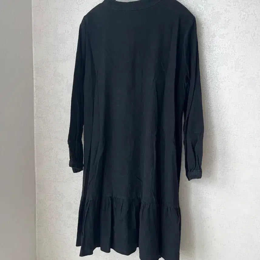 [BUNJANG] Black Frill Midi Dress / 블랙 긴팔 밑단 프릴 미디 원피스 프리사이즈 임산부가능