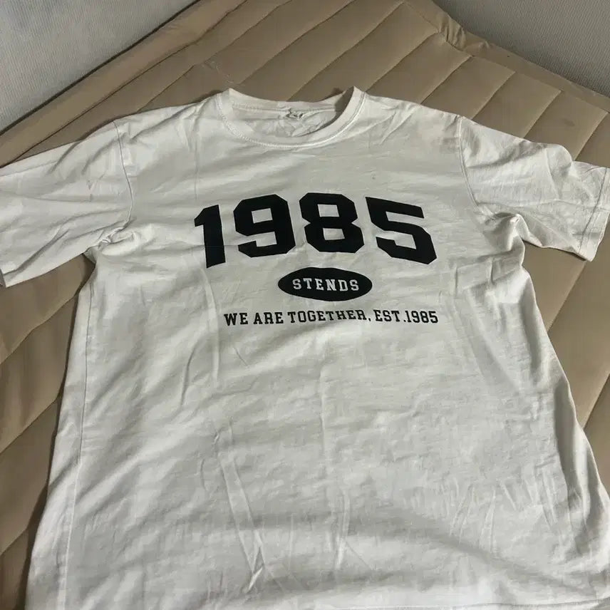 [BUNJANG] 1985 Printed White T-shirt / 화이트 1985 프린팅 반팔 티셔츠