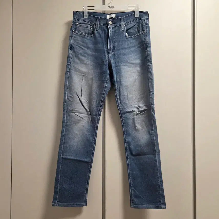 [BUNJANG] Levi's Distressed Denim Pants / Levi's 리바이스 데미지 데님 팬츠 32-33