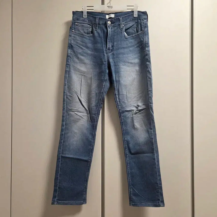 [BUNJANG] Levi's Distressed Denim Pants / Levi's 리바이스 데미지 데님 팬츠 32-33