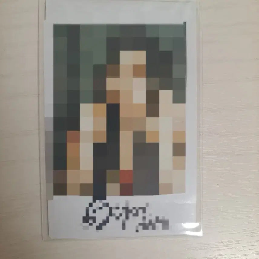 [BUNJANG] NMIXX Sullyoon POB Polaroid / 엔믹스 설윤 얼빡 미공개 친필 사인 폴라로이드 양도합니다~