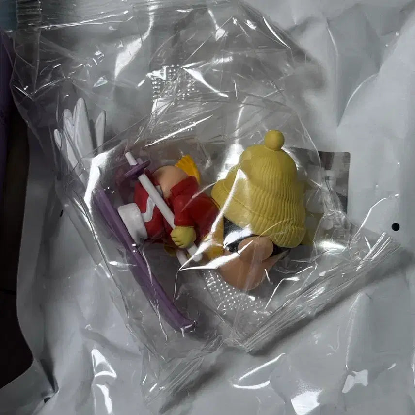 [BUNJANG] Crayon Shin-chan Skiing Figure (Sealed) / 스키타는 짱구 피규어 미개봉