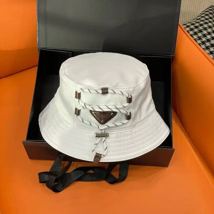 [BUNJANG] Prada White Bucket Hat / 프라다 화이트 버킷햇 새상품 풀박스 구매