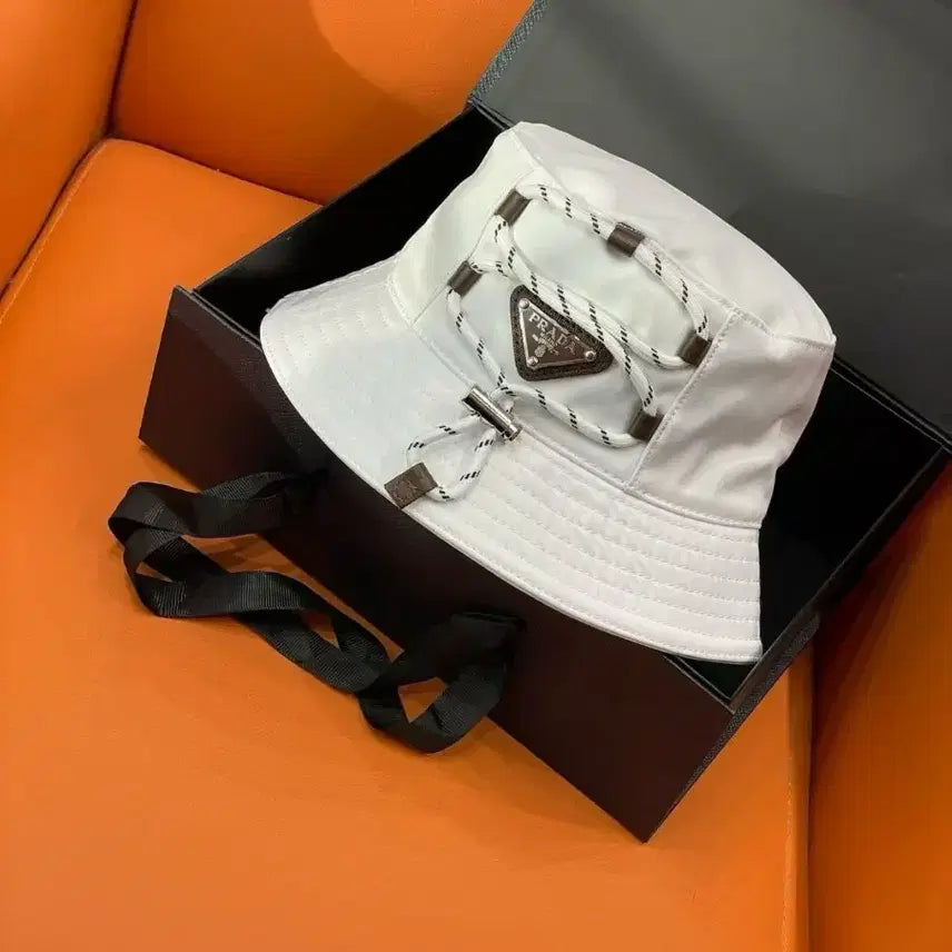 [BUNJANG] Prada White Bucket Hat / 프라다 화이트 버킷햇 새상품 풀박스 구매