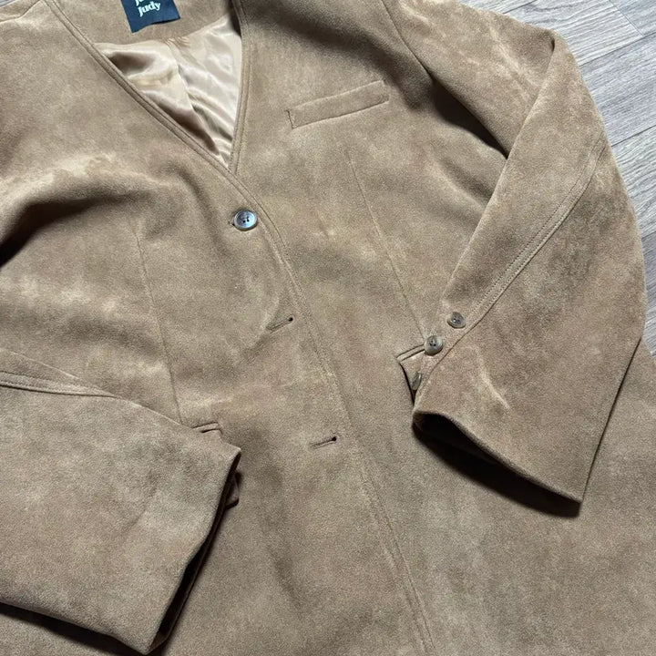 [BUNJANG] Juicy Judy V-Neck Suede Jacket Camel / 쥬시쥬디 브이넥 스웨이드 자켓 카멜