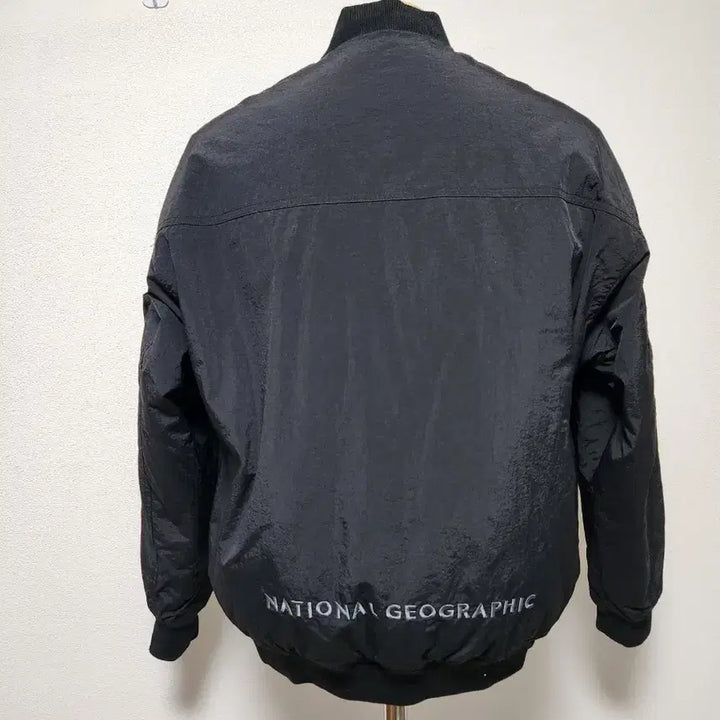 [BUNJANG] National Geographic Black Bomber Jacket / 내셔널지오그래픽 블랙 봄버 자켓 (상태컨디션 최상98%)