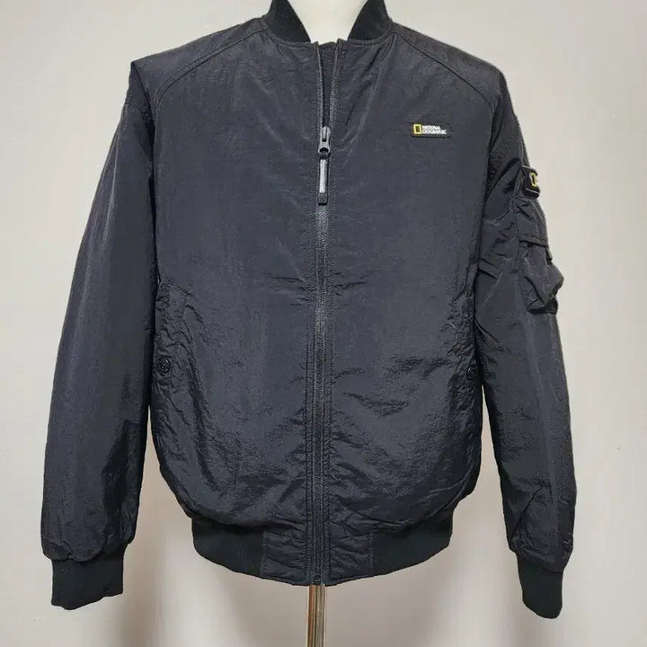 [BUNJANG] National Geographic Black Bomber Jacket / 내셔널지오그래픽 블랙 봄버 자켓 (상태컨디션 최상98%)