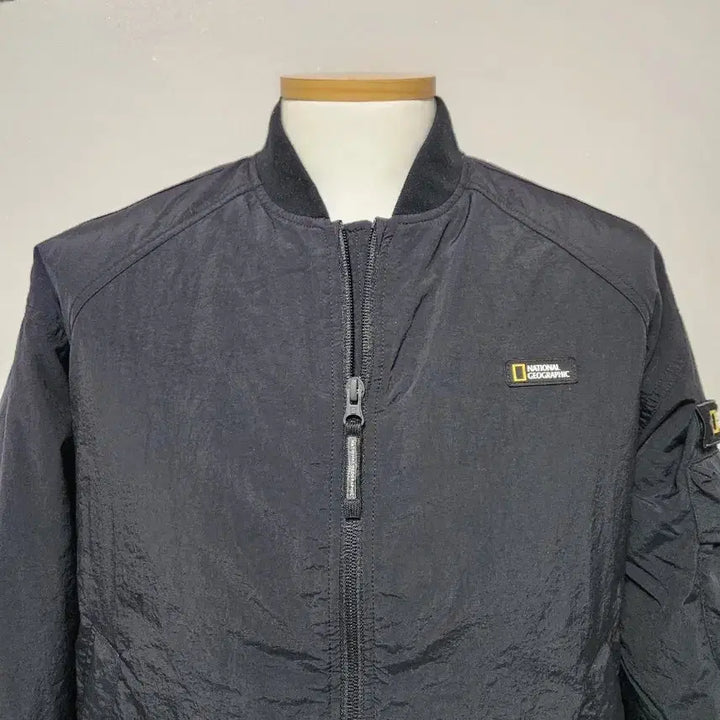 [BUNJANG] National Geographic Black Bomber Jacket / 내셔널지오그래픽 블랙 봄버 자켓 (상태컨디션 최상98%)