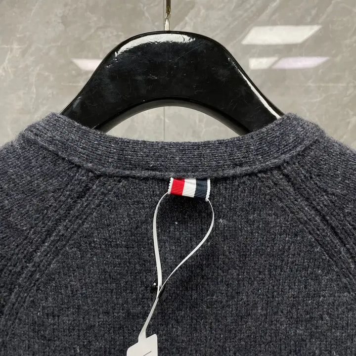 [BUNJANG] Thom Browne 4-Bar Knit Cardigan (Unisex) / 톰브라운 4바 니트 가디건 남녀사이즈 울 봄