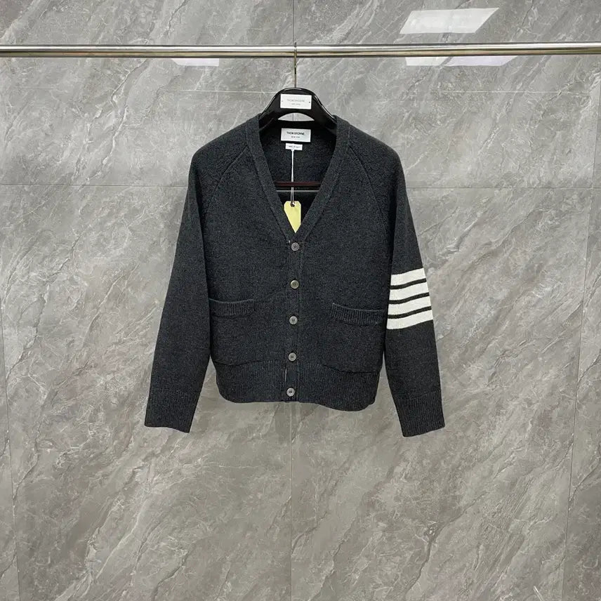 [BUNJANG] Thom Browne 4-Bar Knit Cardigan (Unisex) / 톰브라운 4바 니트 가디건 남녀사이즈 울 봄