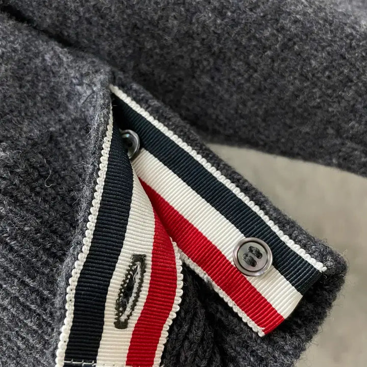 [BUNJANG] Thom Browne 4-Bar Knit Cardigan (Unisex) / 톰브라운 4바 니트 가디건 남녀사이즈 울 봄