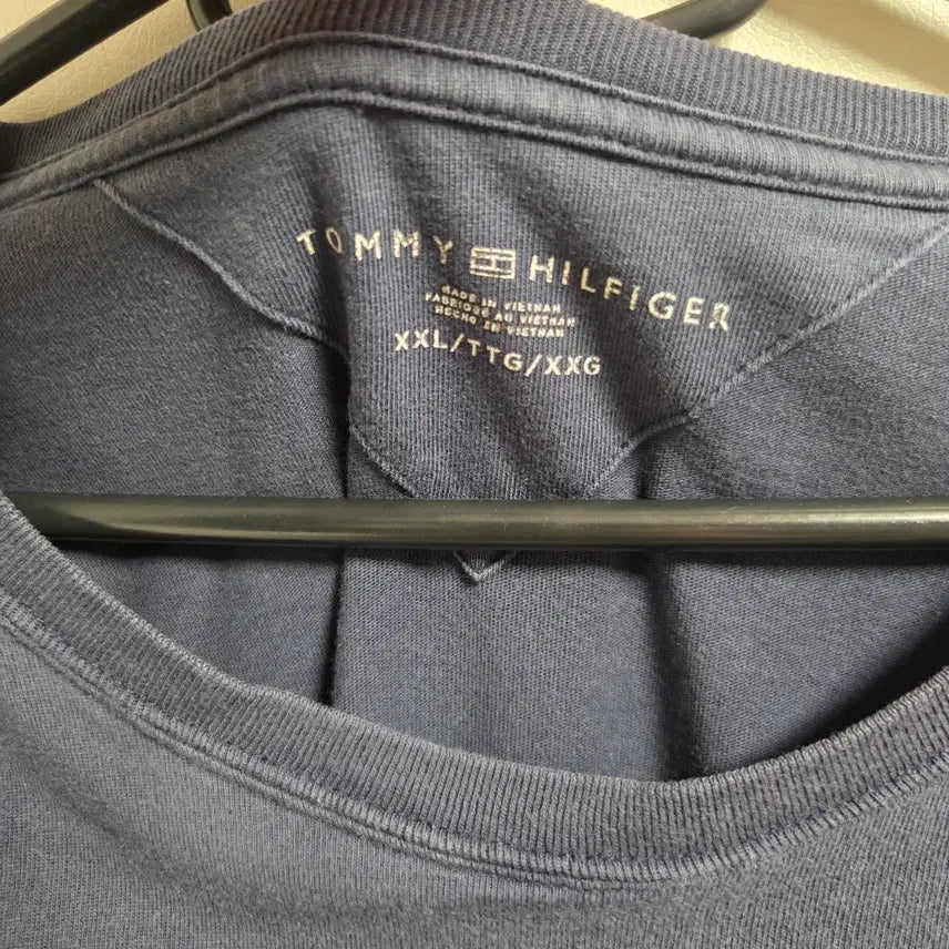 [BUNJANG] Tommy Hilfiger Navy Cotton T-Shirt / Tommy Hilfiger 반팔 티셔츠 2XL(110)