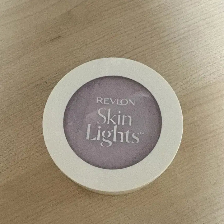[BUNJANG] Revlon Skinlights Pressed Powder / 레브론(Revlon) 스킨라이트 프레스드 파우더