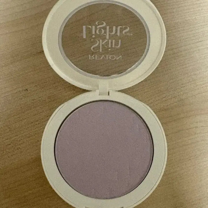 [BUNJANG] Revlon Skinlights Pressed Powder / 레브론(Revlon) 스킨라이트 프레스드 파우더