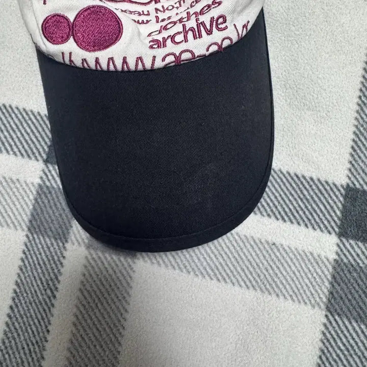 [BUNJANG] aeae Logo Ball Cap / aeae 웹 로고 볼캡 아이보리/블랙