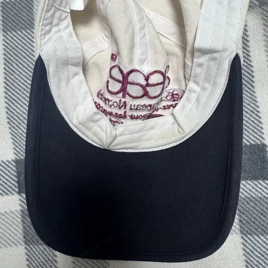 [BUNJANG] aeae Logo Ball Cap / aeae 웹 로고 볼캡 아이보리/블랙
