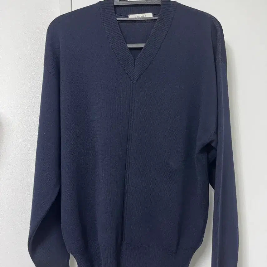 [BUNJANG] Lemaire V-Neck Knit Sweater / 르메르 브이넥 니트 싸게 팝니다.