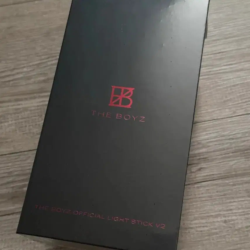 [BUNJANG] The Boyz Official Light Stick V2 / 미개봉 새상품 더보이즈 공식 응원봉 하트성기 V2